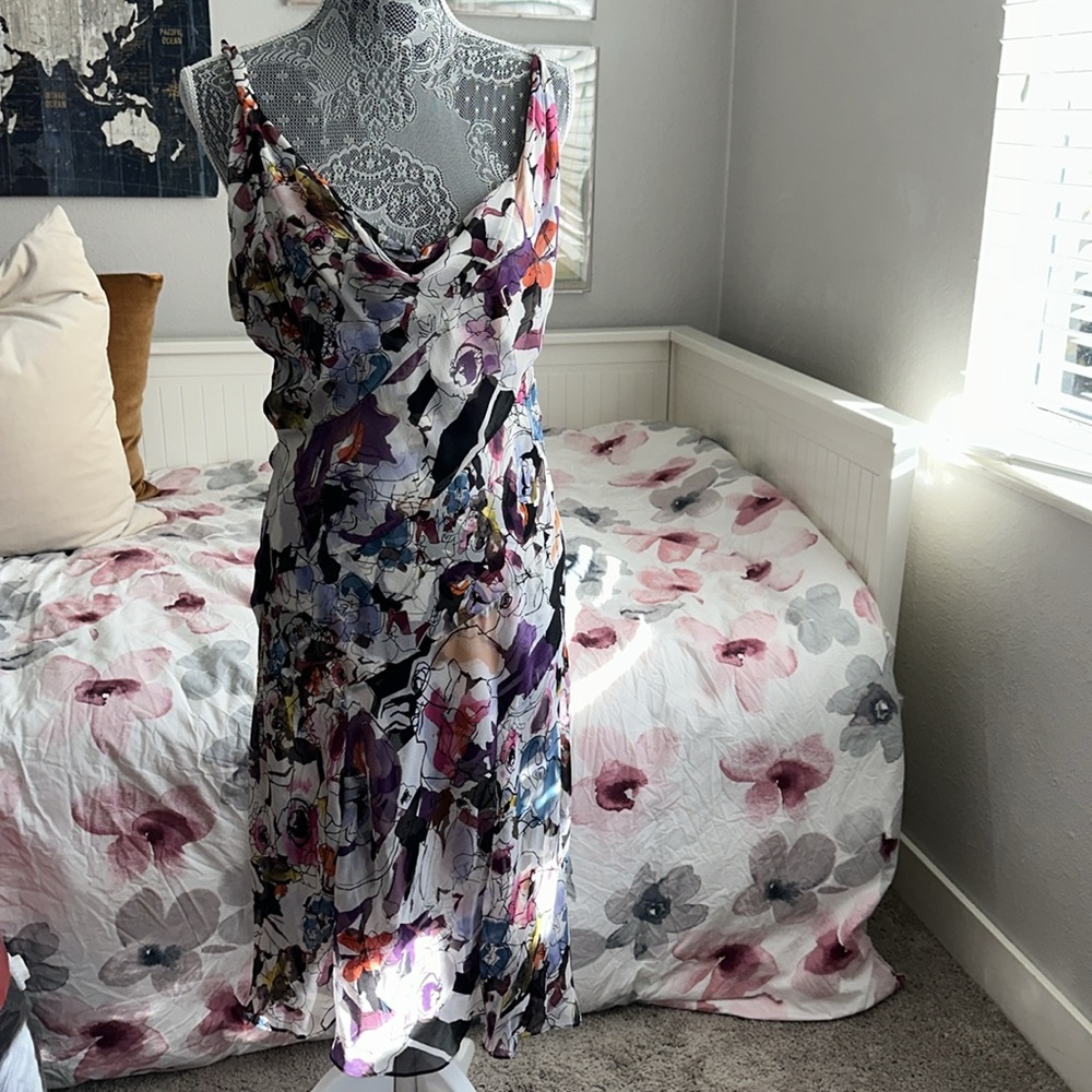 100% Silk Diane Von Furstenberg Floral Abstract Cowl Neckline Flowy Midi Dress